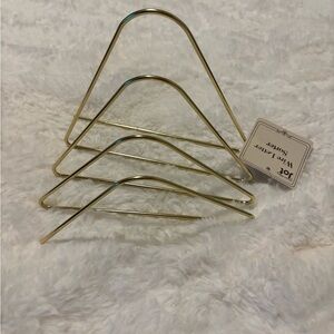 Gold Wire Letter Sorter